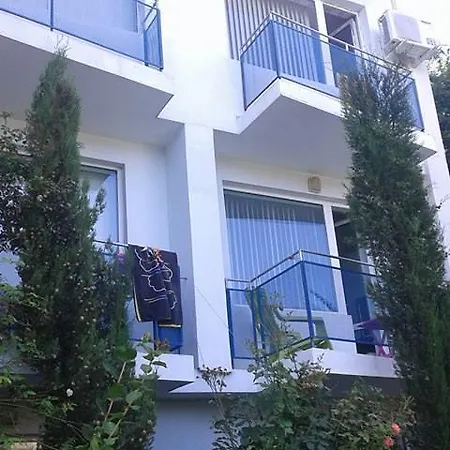 Guest Avalon Guest house 3*